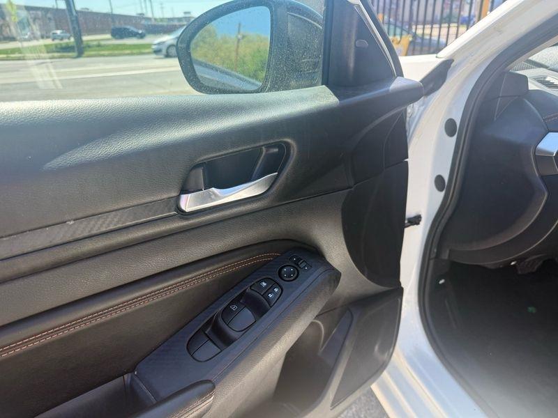 Nissan Altima 2.5 SR AWD 2019