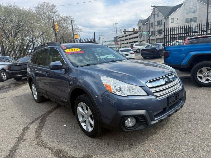 Subaru Outback 2.5i Premium 2013