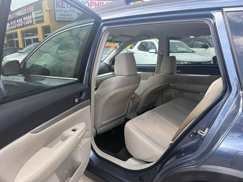 Subaru Outback 2.5i Premium 2013