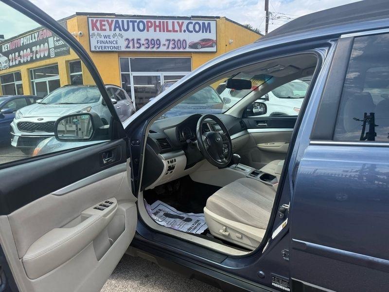 Subaru Outback 2.5i Premium 2013