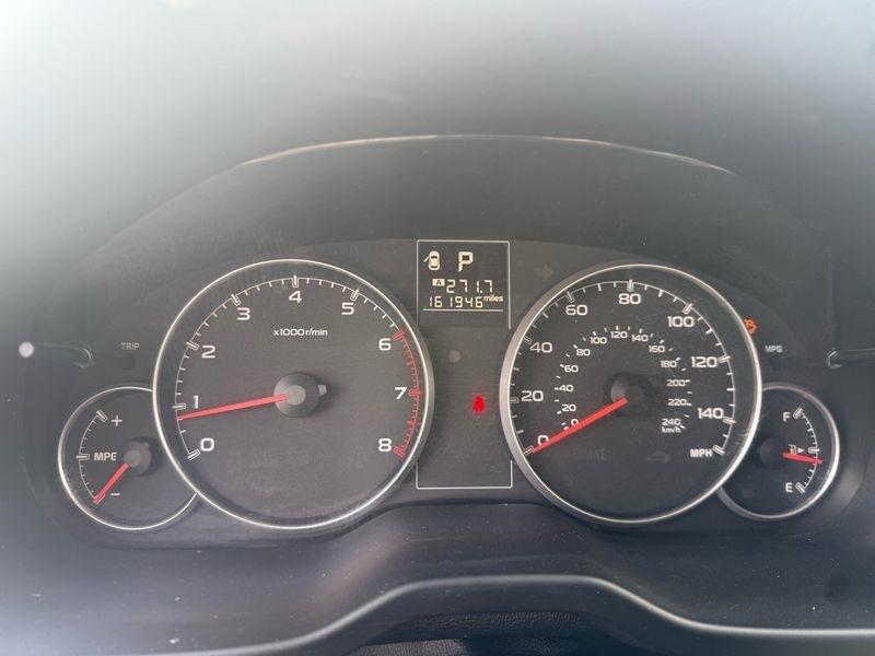 Subaru Outback 2.5i Premium 2013