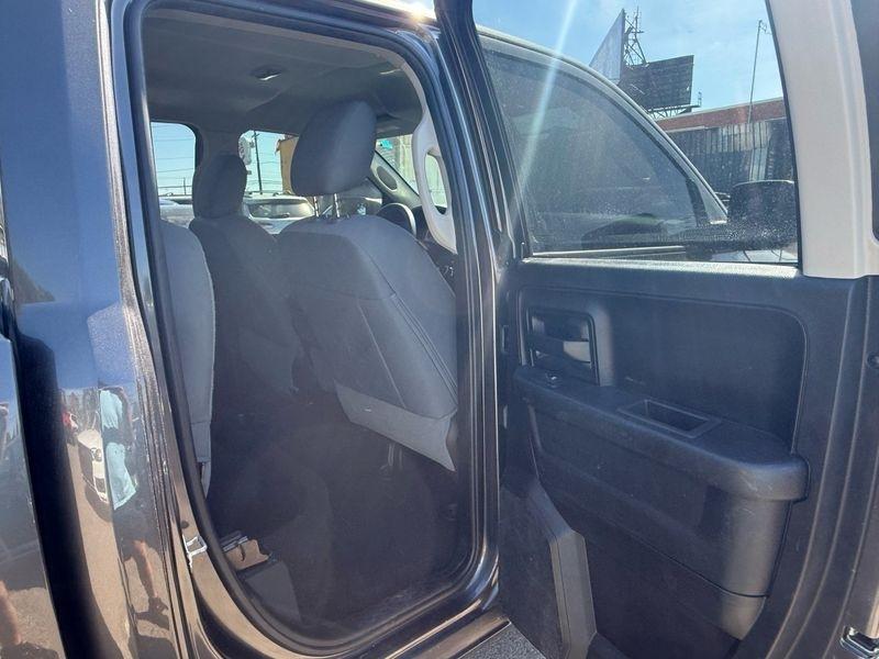 RAM 1500 Classic Tradesman Quad Cab 4WD 2019
