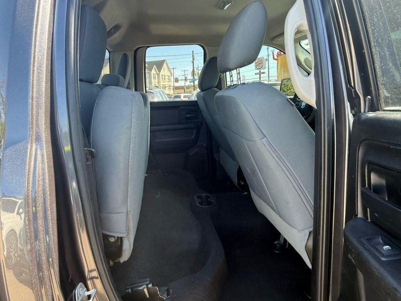 RAM 1500 Classic Tradesman Quad Cab 4WD 2019