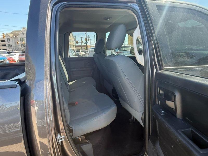 RAM 1500 Classic Tradesman Quad Cab 4WD 2019