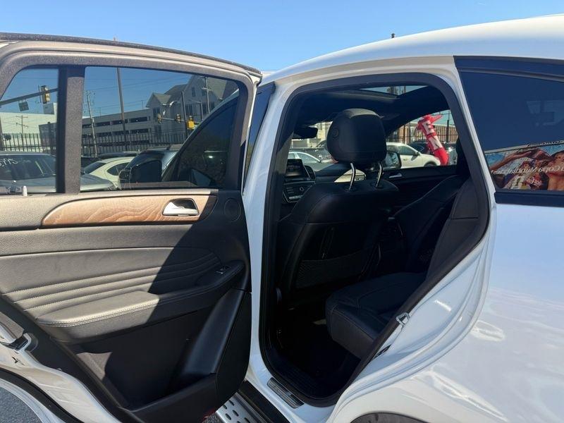 Mercedes-Benz GLE-Class GLE400 4MATIC 2016