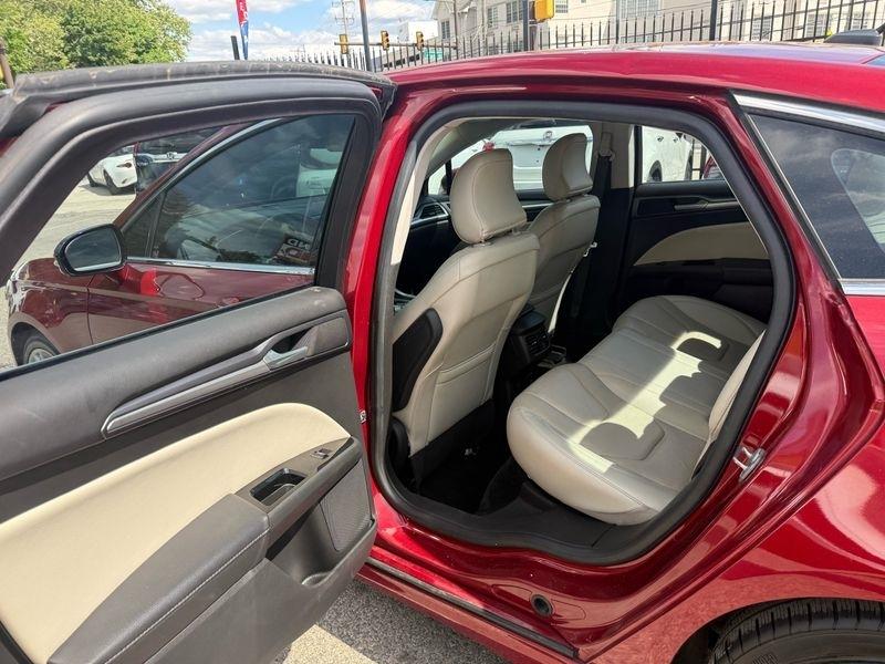 Ford Fusion Titanium 2016
