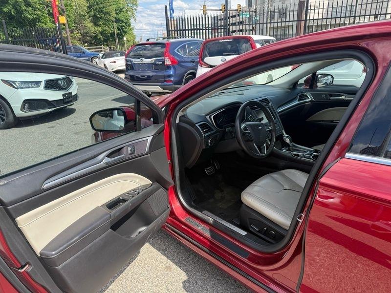 Ford Fusion Titanium 2016