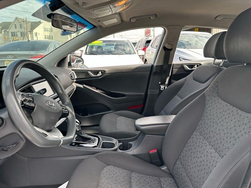 Hyundai Ioniq Hybrid Blue 2019