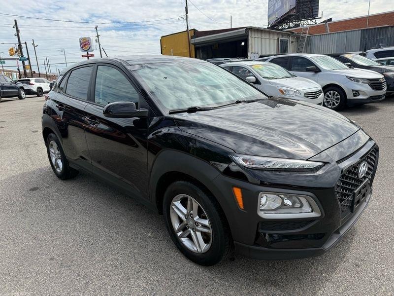 Hyundai Kona SE AWD 2021