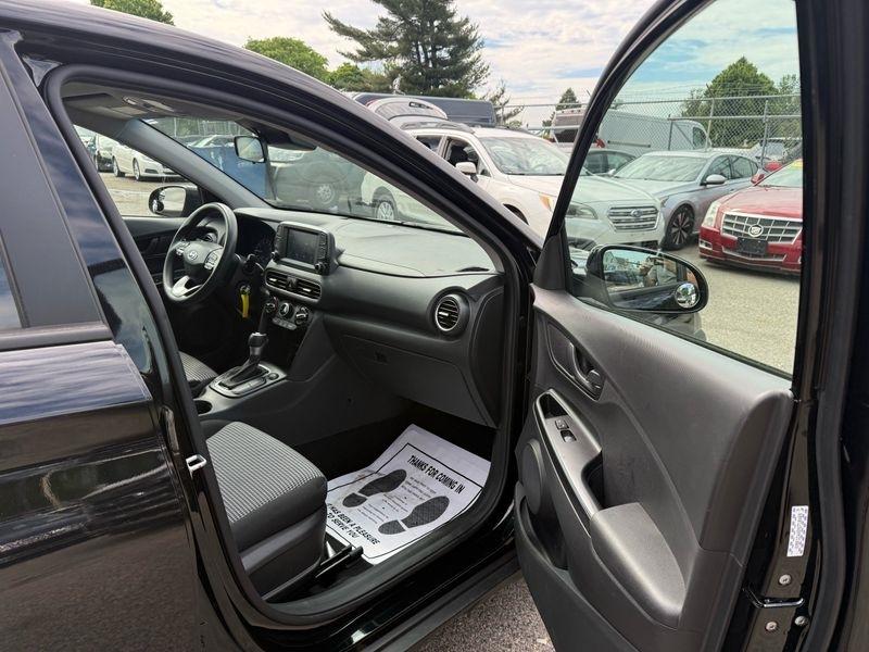 Hyundai Kona SE AWD 2021
