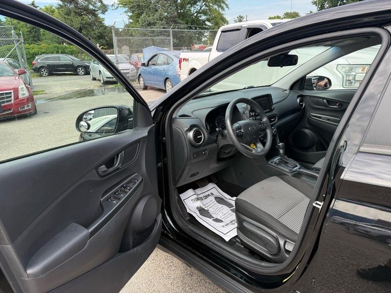 Hyundai Kona SE AWD 2021