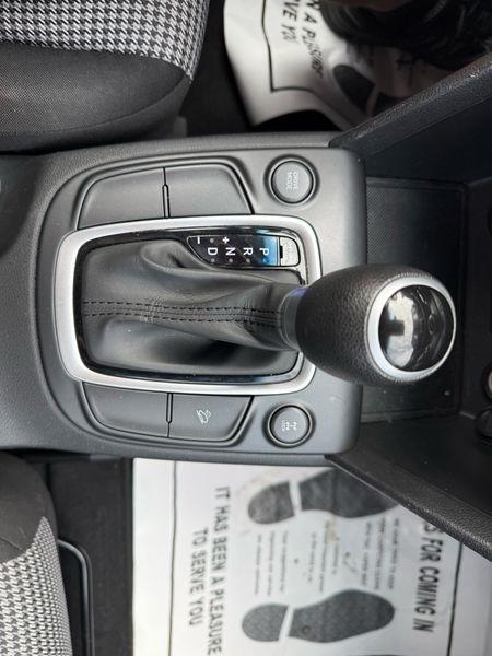 Hyundai Kona SE AWD 2021