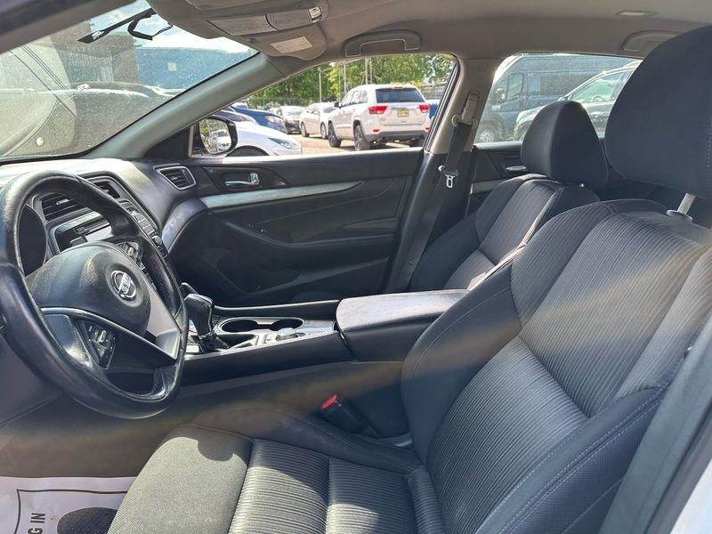 Nissan Maxima 3.5 S 2017