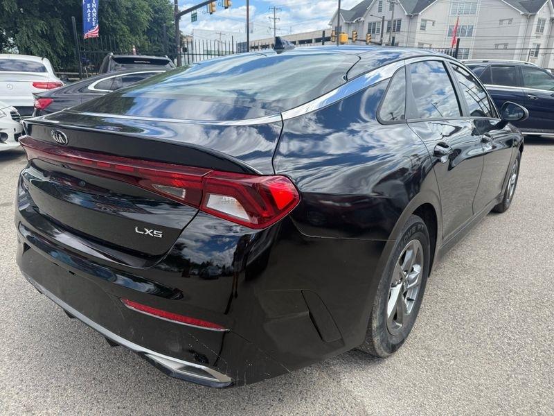 Kia K5 LXS 2021