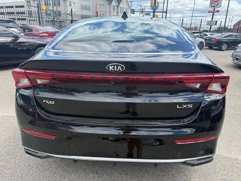 Kia K5 LXS 2021