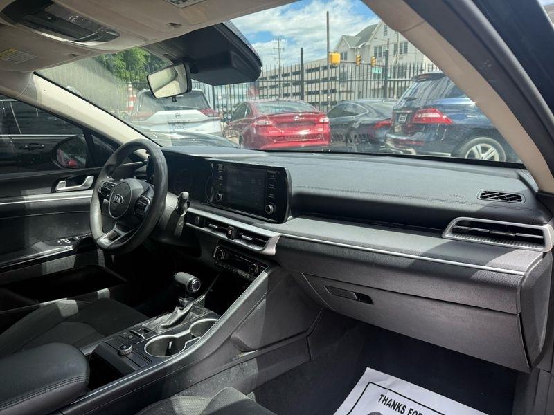 Kia K5 LXS 2021
