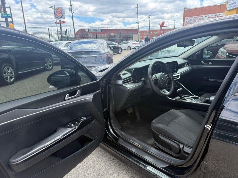 Kia K5 LXS 2021