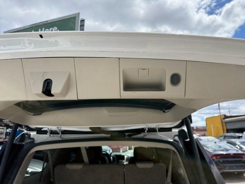 GMC Yukon XL Denali 4WD 2018