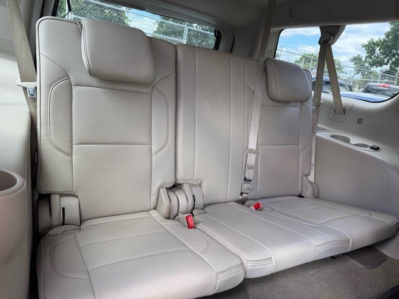 GMC Yukon XL Denali 4WD 2018