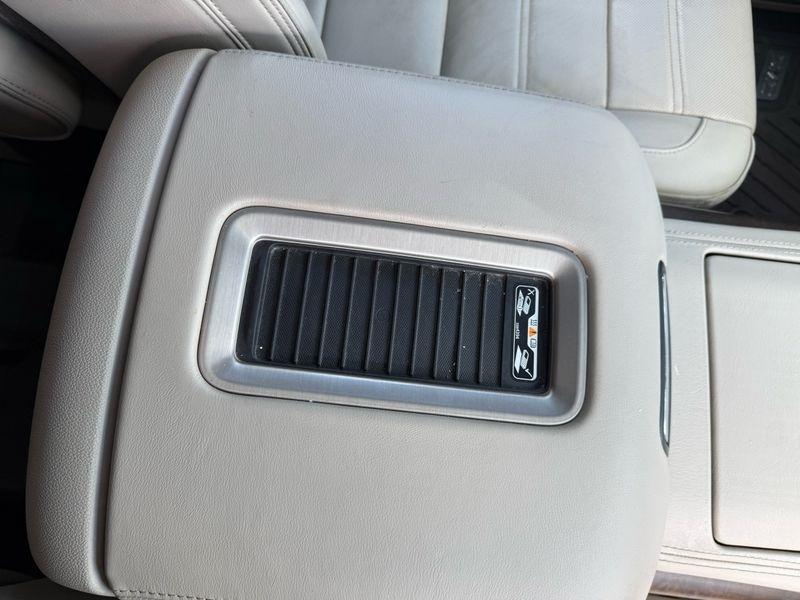 GMC Yukon XL Denali 4WD 2018