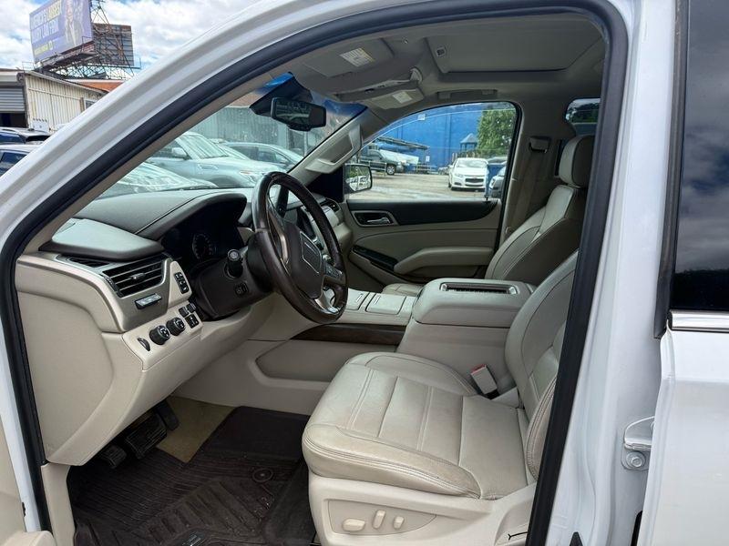 GMC Yukon XL Denali 4WD 2018