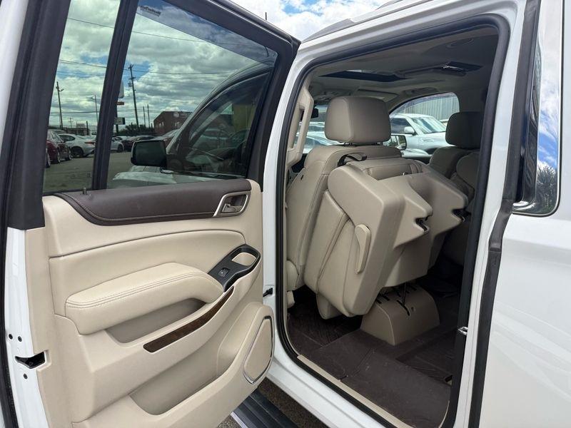GMC Yukon XL Denali 4WD 2018
