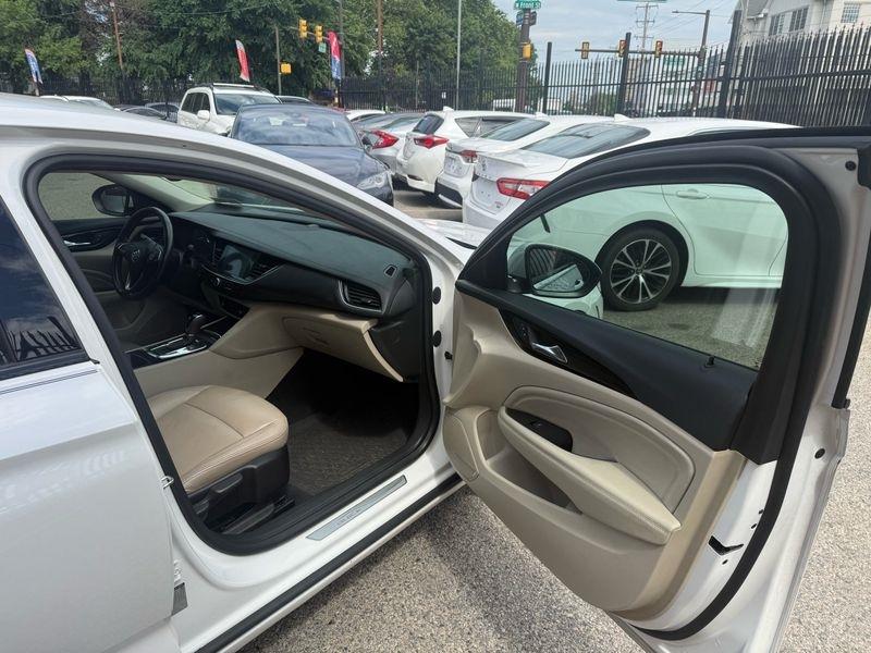 Buick Regal Preferred II 2019