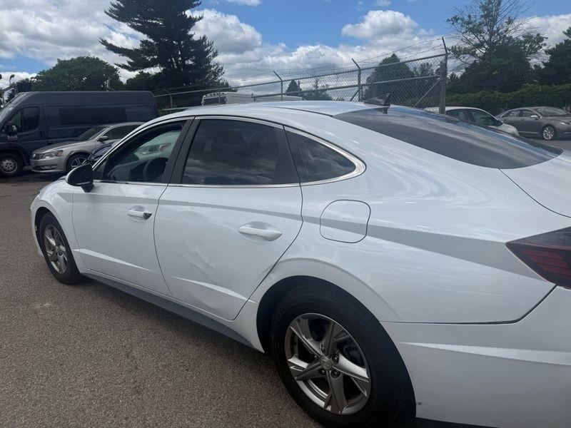 Hyundai Sonata SE 2021