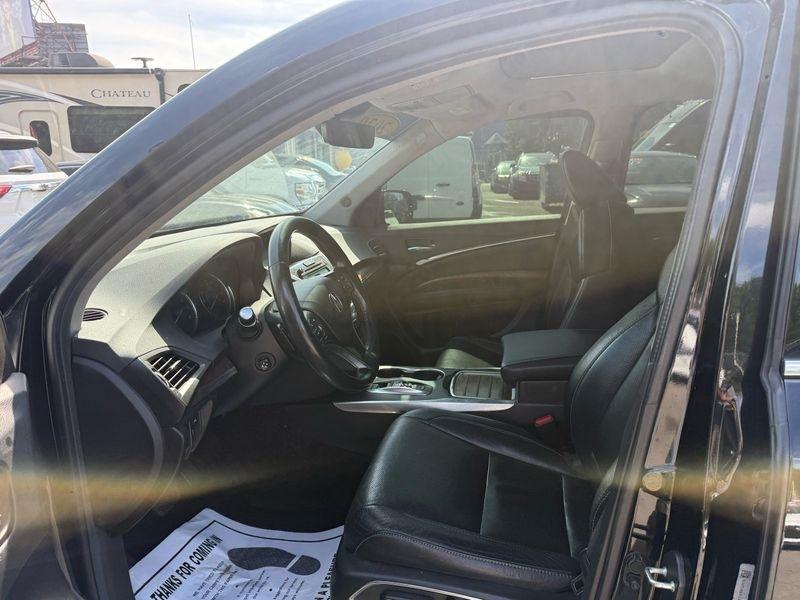 Acura MDX SH-AWD 9-Spd AT w/Tech Package 2020