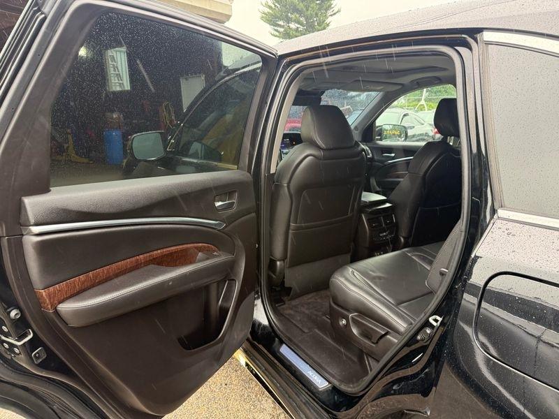 Acura MDX SH-AWD 9-Spd AT 2017