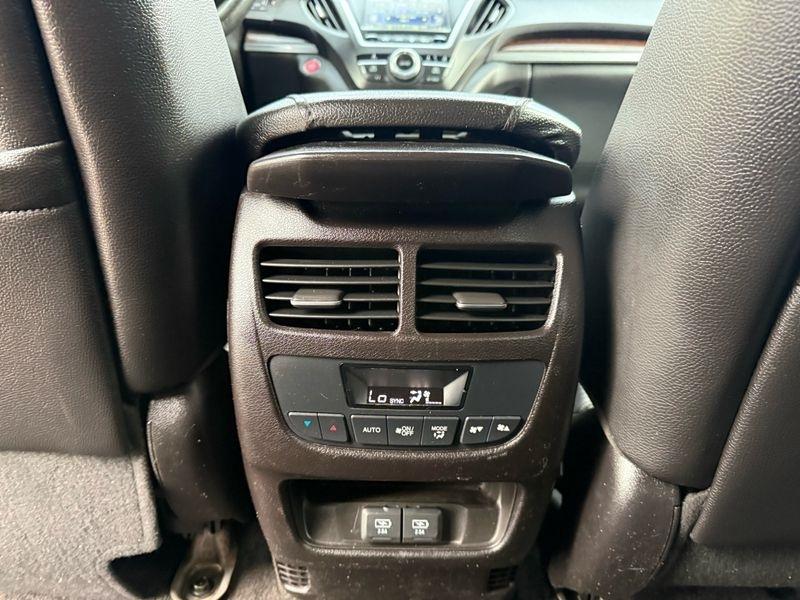 Acura MDX SH-AWD 9-Spd AT 2017