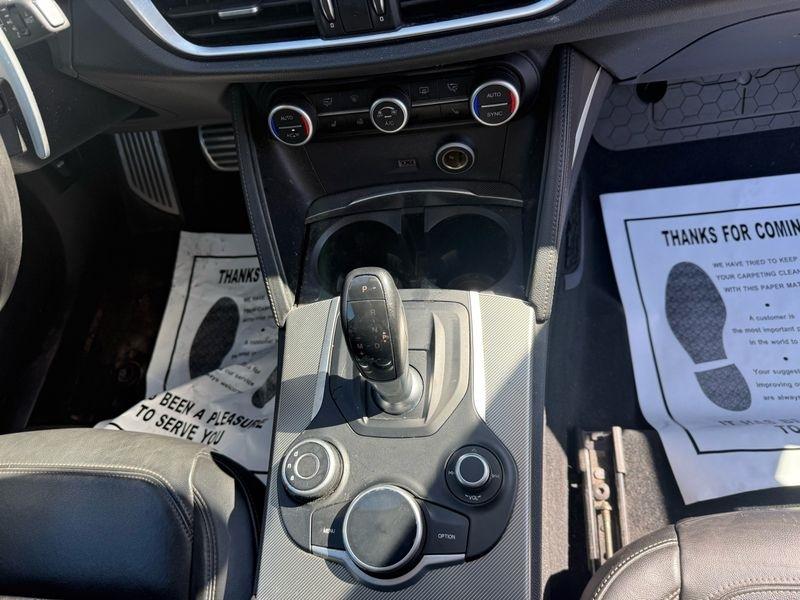 Alfa Romeo Stelvio Sport 2018