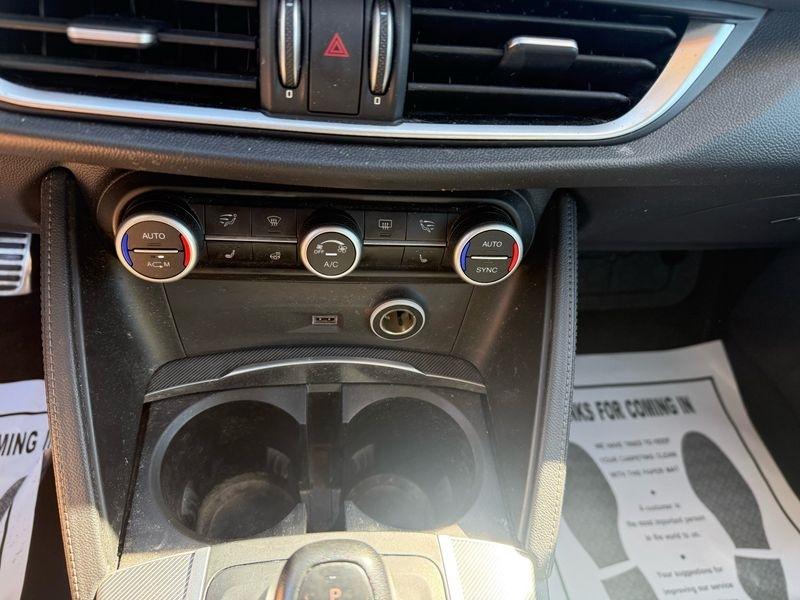 Alfa Romeo Stelvio Sport 2018