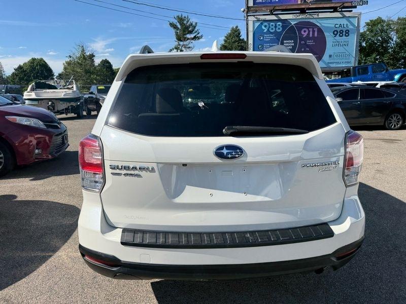 Subaru Forester 2.5i Premium PZEV CVT 2017