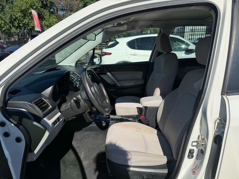 Subaru Forester 2.5i Premium PZEV CVT 2017