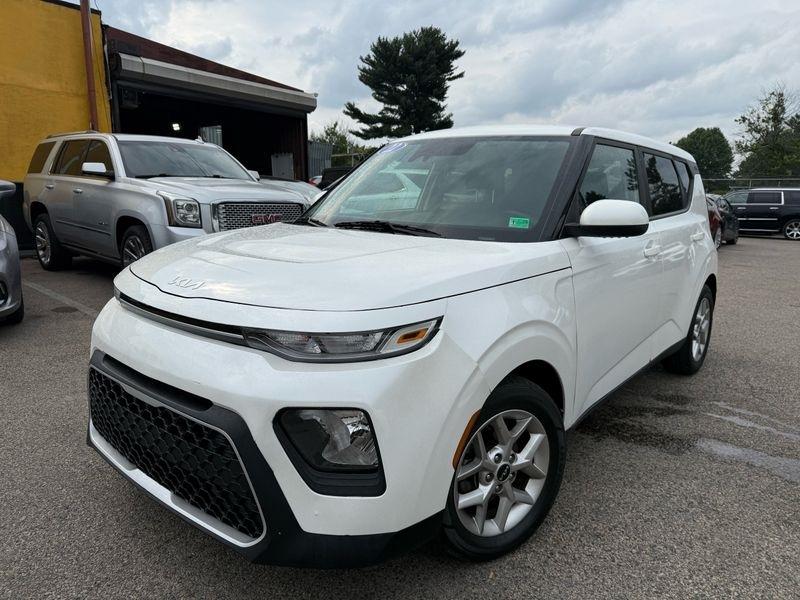 2022 Kia Soul LX CVT