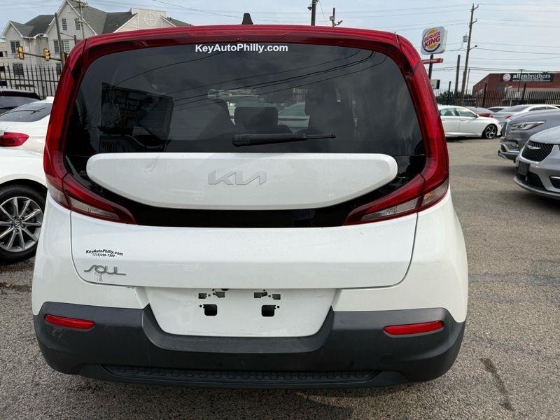 Kia Soul LX CVT 2022