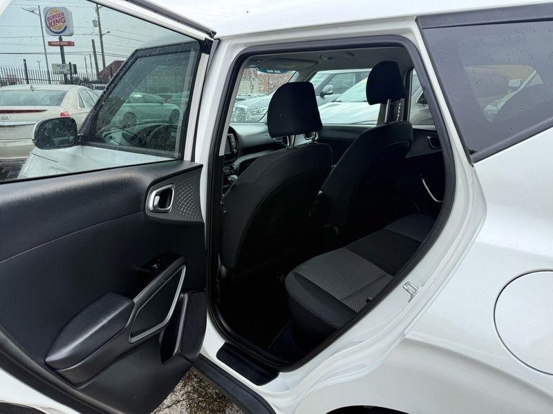 Kia Soul LX CVT 2022