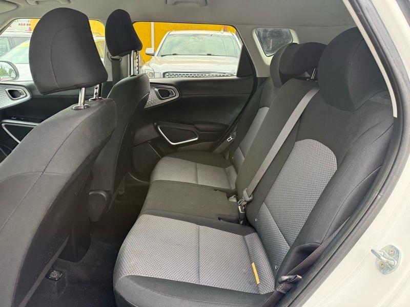 Kia Soul LX CVT 2022