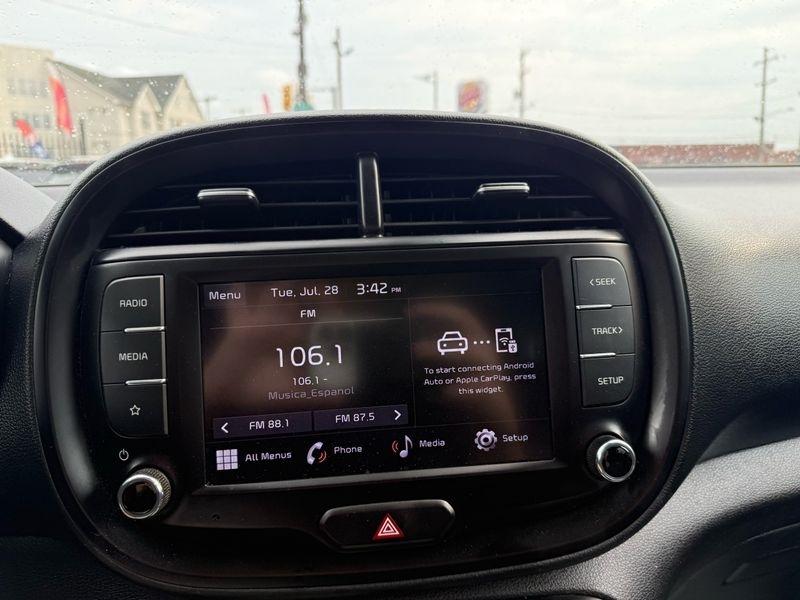 Kia Soul LX CVT 2022