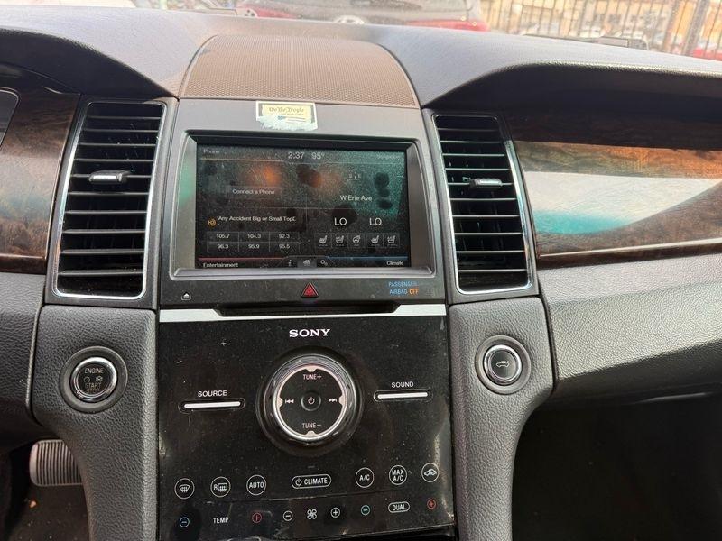 Ford Taurus Limited FWD 2015