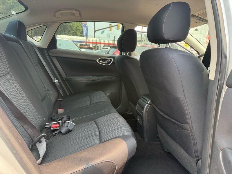Nissan Sentra SV 2016