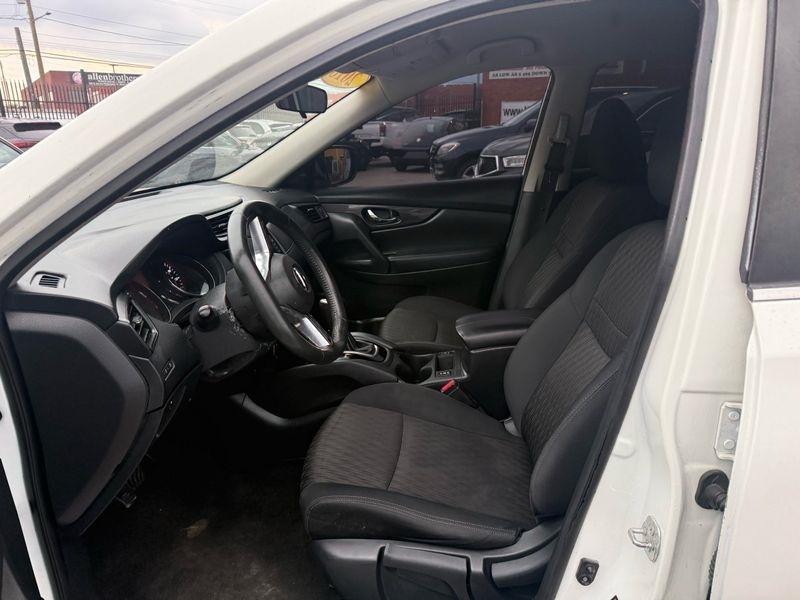 Nissan Rogue S AWD 2018