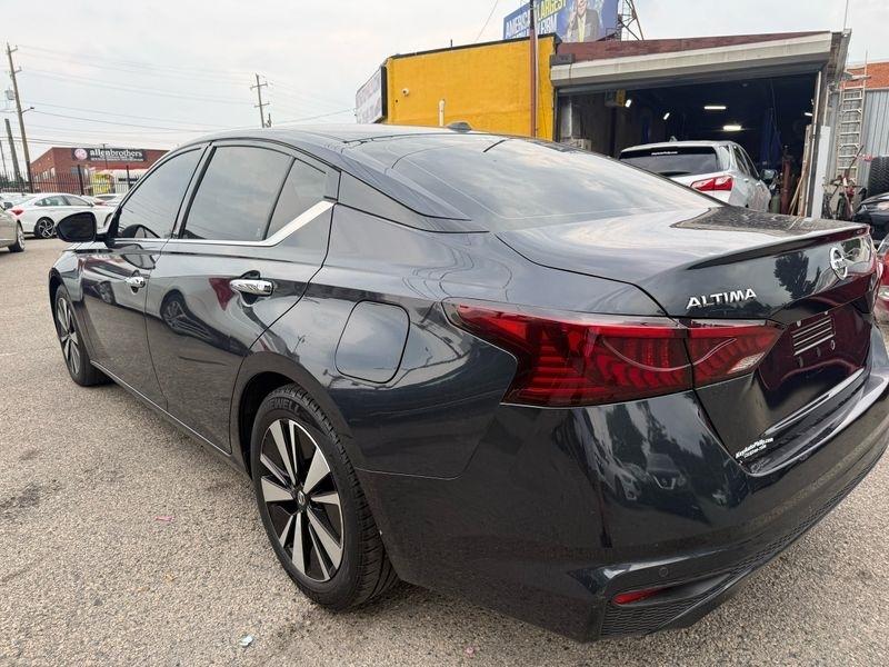 Nissan Altima 2.5 SL 2020