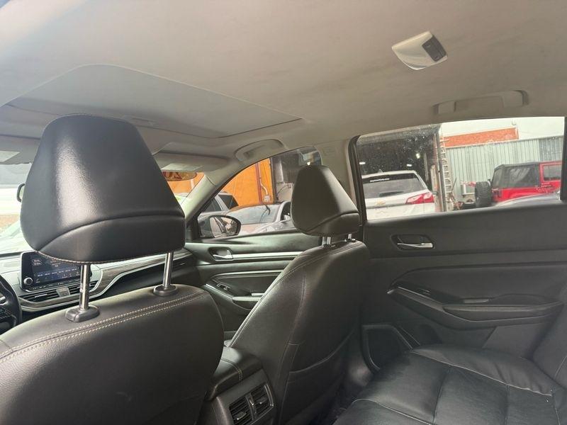 Nissan Altima 2.5 SL 2020