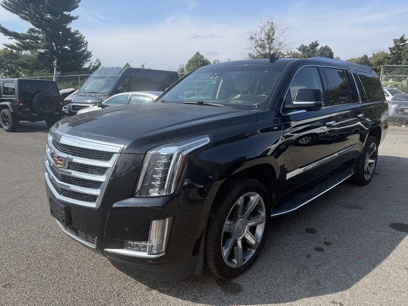 2016 Cadillac Escalade ESV Luxury 4WD