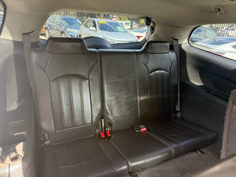 Buick Enclave Leather AWD 2015