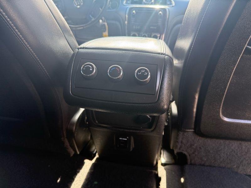 Buick Enclave Leather AWD 2015