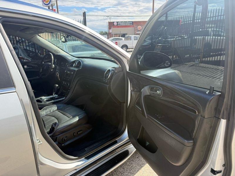 Buick Enclave Leather AWD 2015