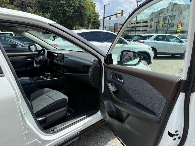 Nissan Rogue SV AWD 2023